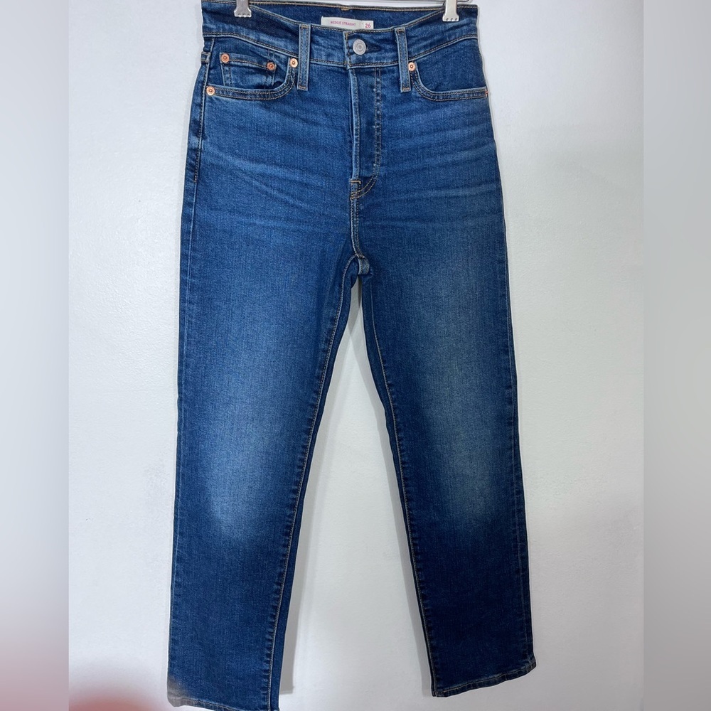 Levi's Premium Wedgie Straight Jeans Sz 26 Dark Wash Button Fly Capsule Blue